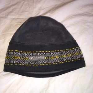 Columbia beanie gray yellow fleece wool